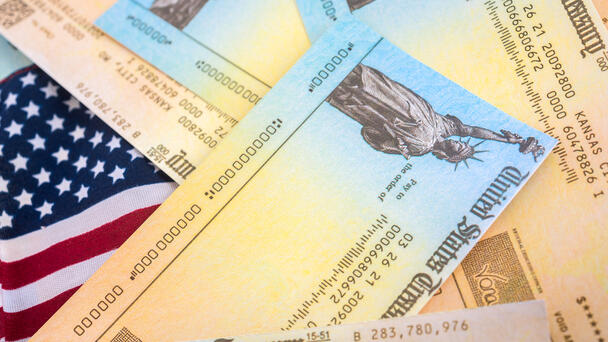 US Workers Could See $2,400 Rebate Checks From Tariff Revenue