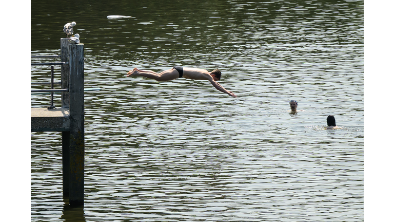 Yellow Heat Health Warnings Issued For The UK