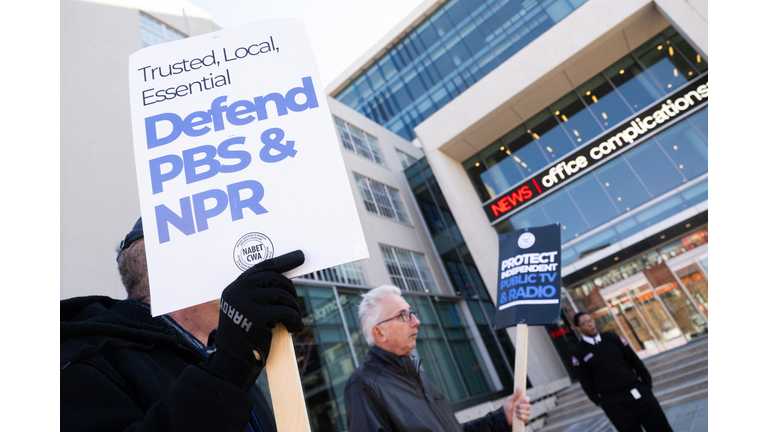 US-POLITICS-MEDIA-PROTEST