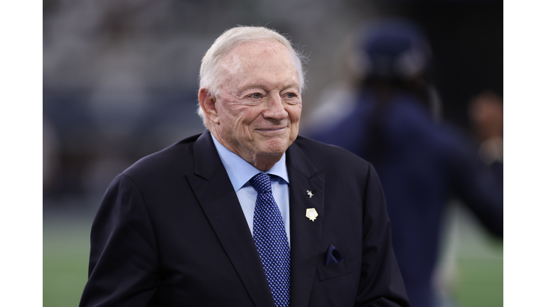 Philadelphia Eagles v Dallas Cowboys