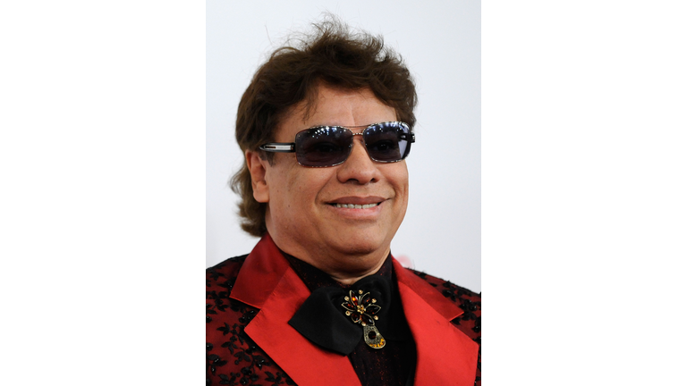 2009 Person Of The Year Honoring Juan Gabriel - Arrivals