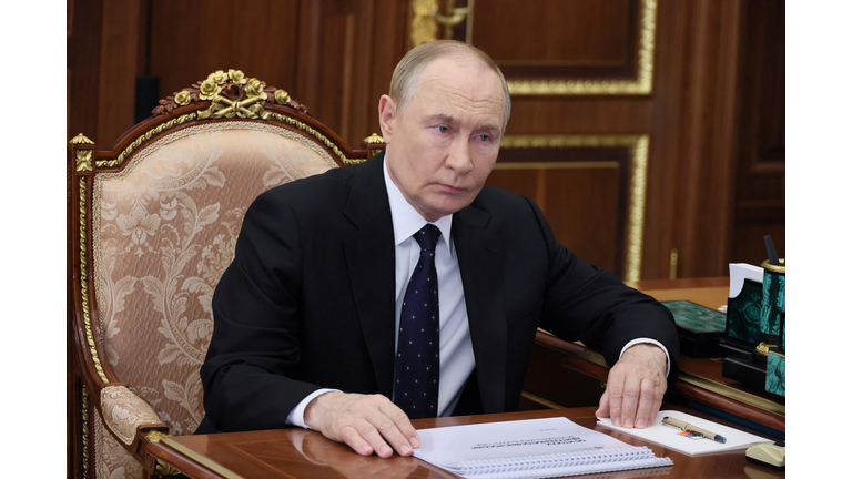 RUSSIA-POLITICS-ECONOMY