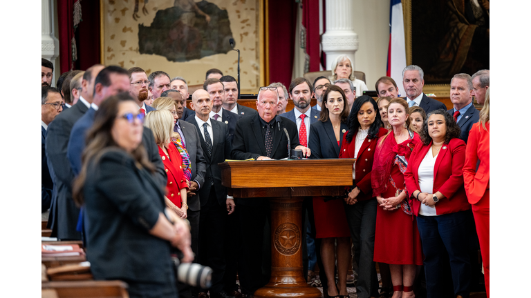 Texas House Reconvenes For Second Special Session After Democrats Return To State