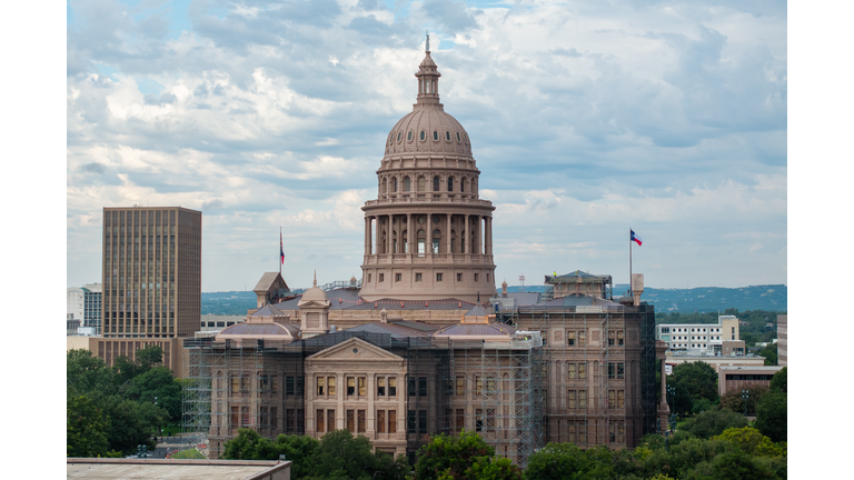 Texas Democratic Lawmakers Flee State In Effort To Halt Redistricting Legislation