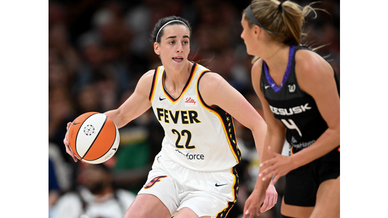 Indiana Fever v Connecticut Sun
