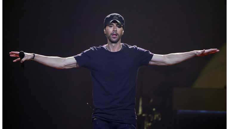Enrique Iglesias, Pitbull And Ricky Martin: The Trilogy Tour - Las Vegas, NV