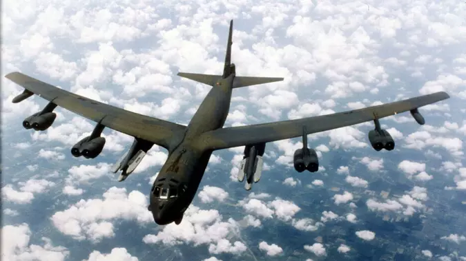 B-52 Bomber Nearly Collided With Two Planes Over US Airspace Last Month