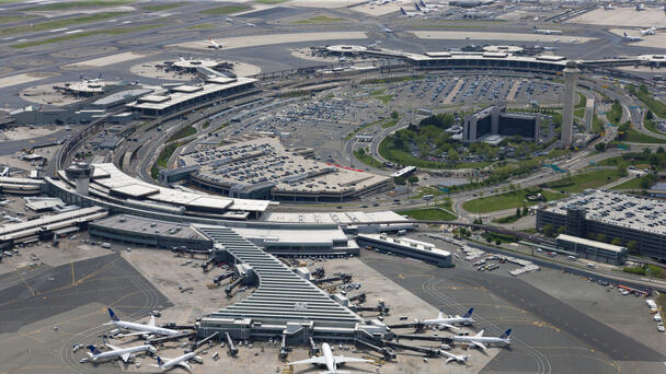 Full Ground Stop Issued At Major US Airport Due To Radio Issues