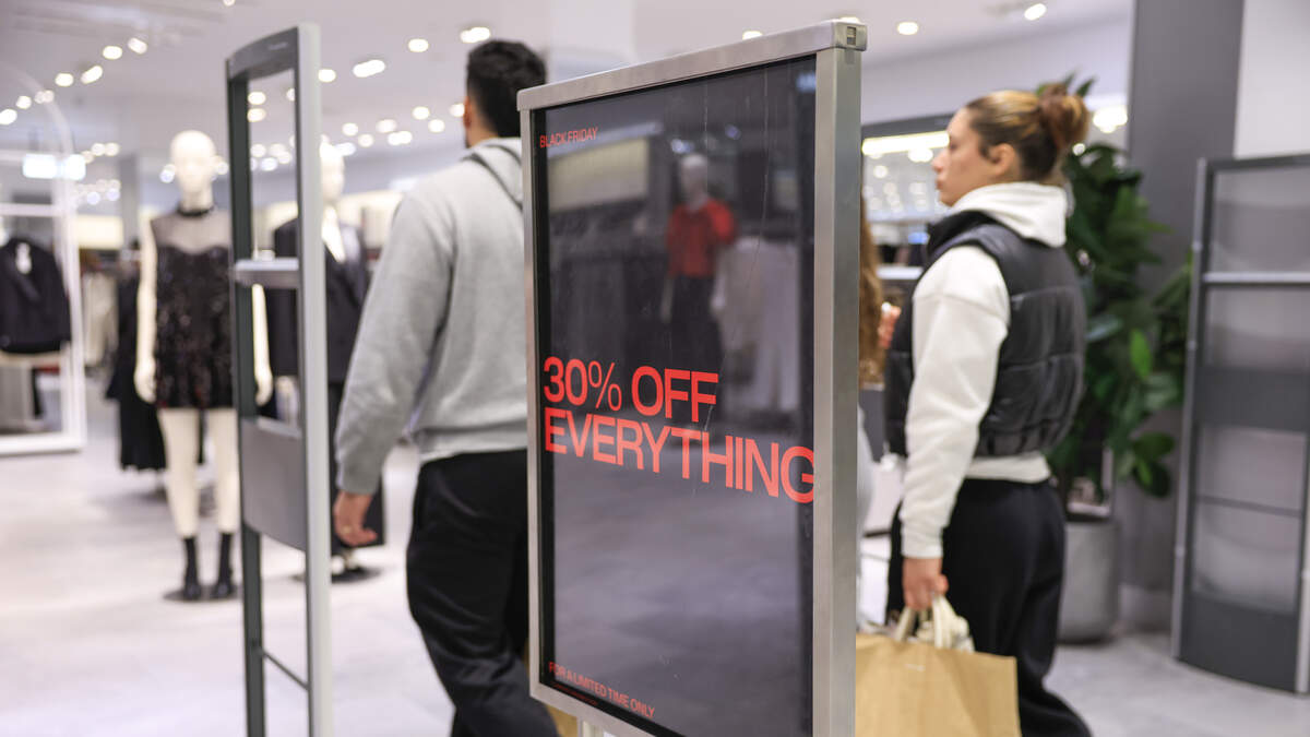 New Jersey Mall Sued For Selling Clothes On Sundays
