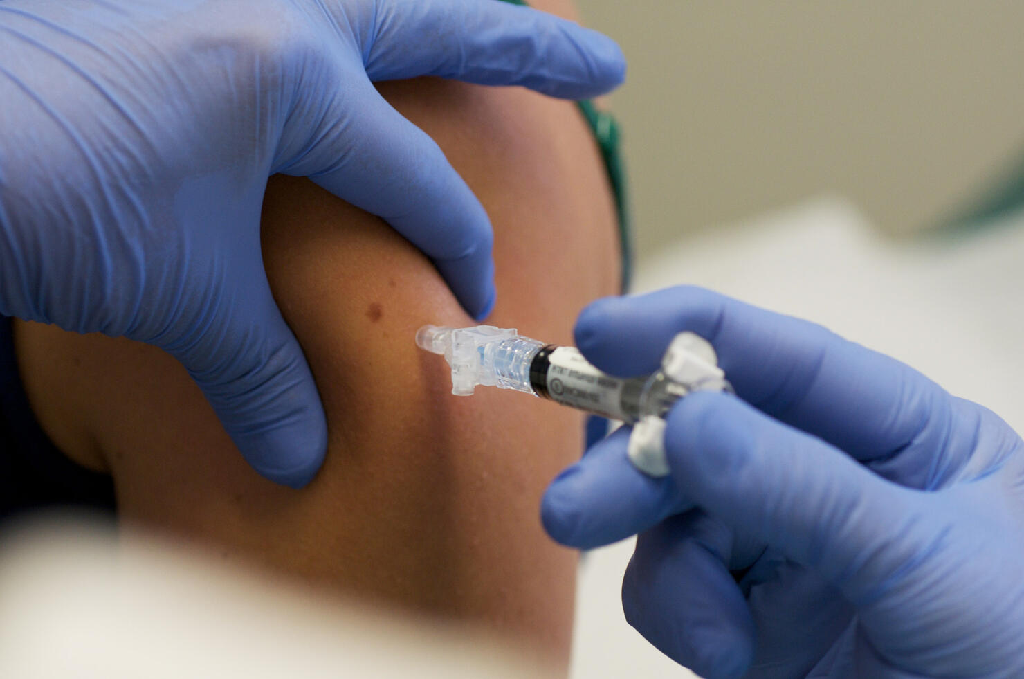 Swine Flu Vaccine Testing Begins In Iowa