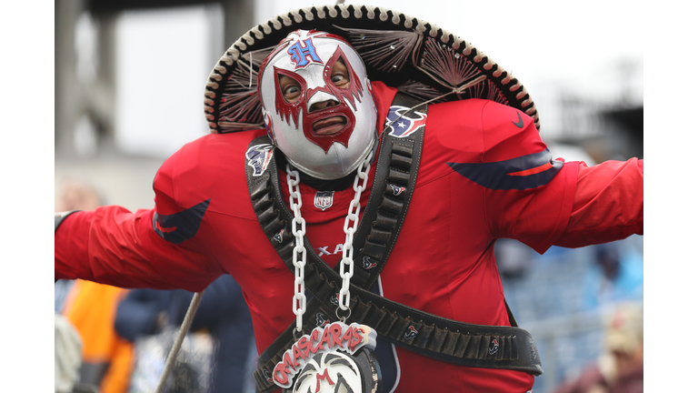 Houston Texans v Tennessee Titans