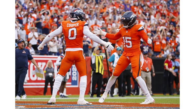 Tennessee Titans v Denver Broncos