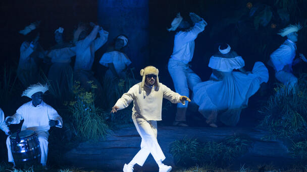 Bad Bunny rompe récords en los Premios Billboard de la Música Latina 2025 