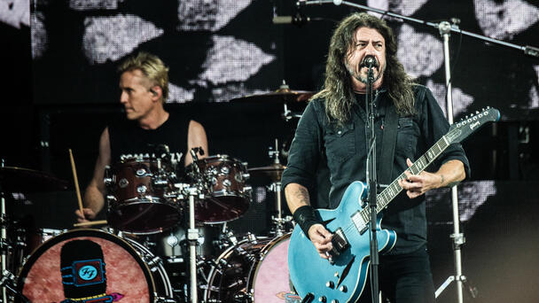 Dave Grohl and the Foo Fighters Return to Stage With New Drummer