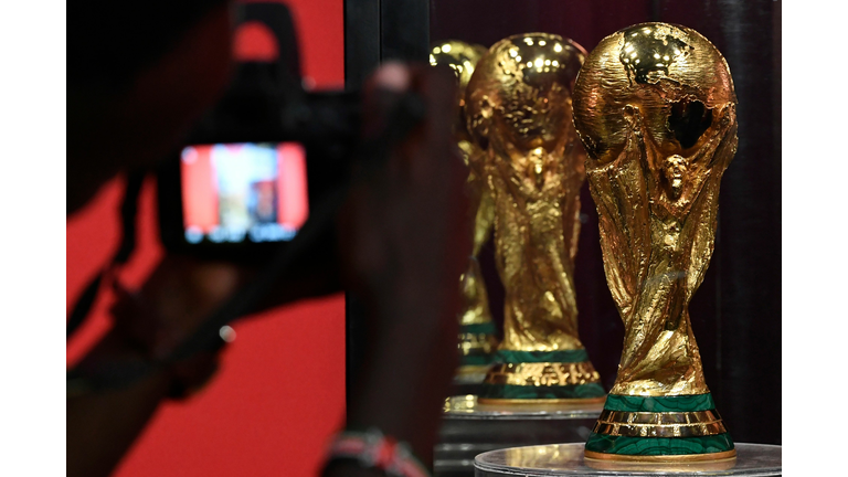 FBL-WC2018-TROPHY-TOUR-KEN