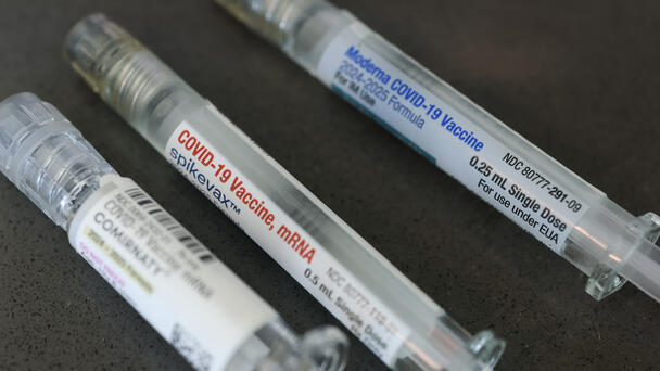 CDC Advisers Vote To Change Guidance For Getting COVID Vaccine