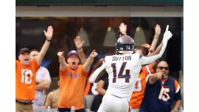 Denver Broncos v Los Angeles Chargers