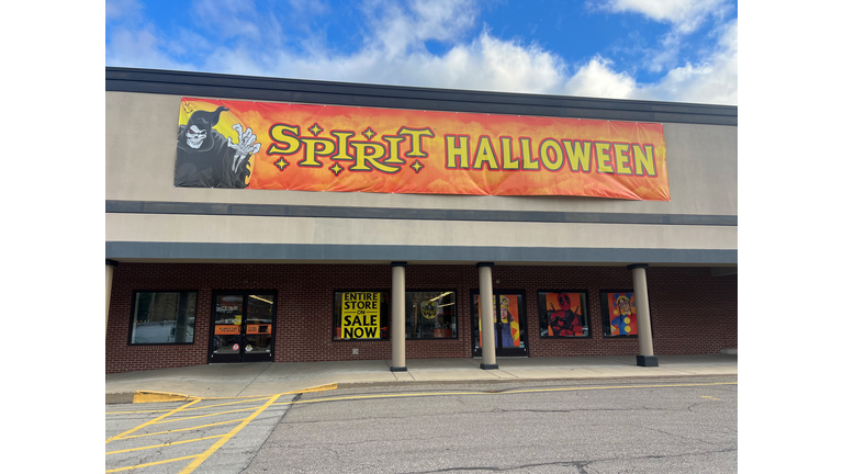 Spirit Halloween Store
