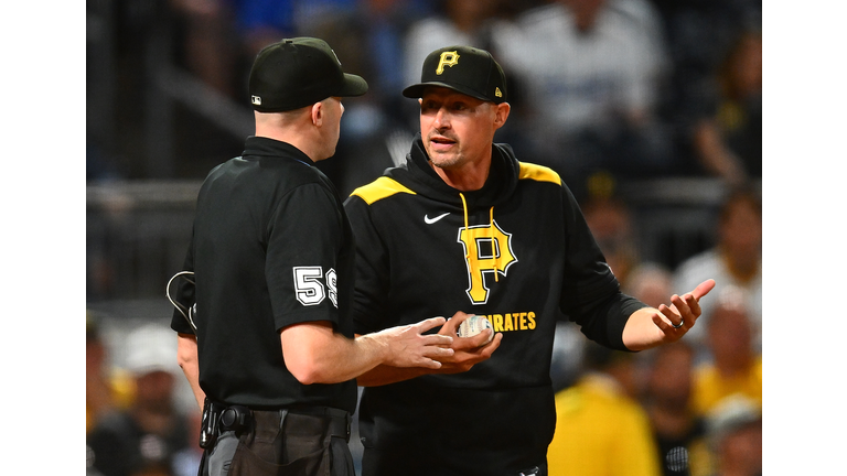 Los Angeles Dodgers v Pittsburgh Pirates