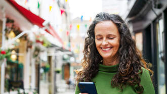 Bob Delmont - How do we break our addiction to our phone?