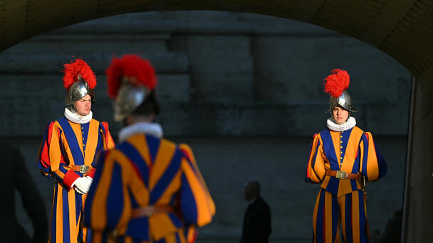 Vatican's Swiss Guards Unveil New Uniform 