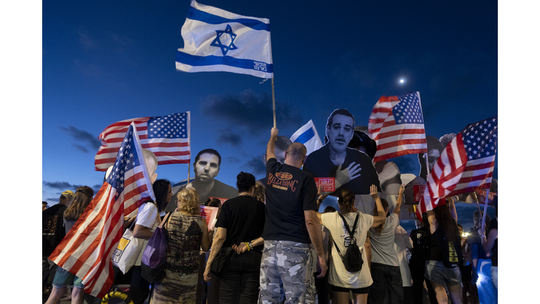 Israeli Hostage Families And Supporters Demonstrate Near US Embassy In Tel Aviv As Trump Hosts Netanyahu In Washington