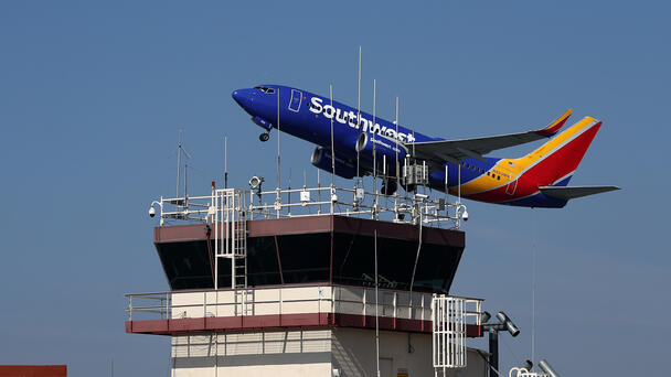 Burbank Air Traffic Controllers Scheduled to Return