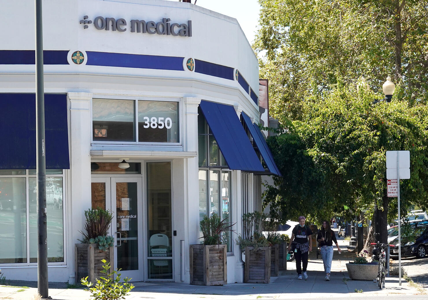 Amazon Acquires One Medical Parent 1Life Healthcare For $32.9 Billion