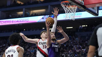 Trail Blazers Edge Kings In Preseason Home Opener