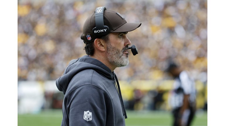 Cleveland Browns v Pittsburgh Steelers