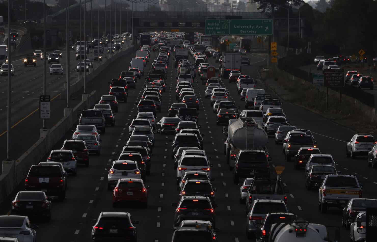 California EV Drivers Lose Benefits As Federal Program Is Not Renewed