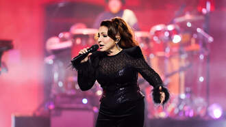 Enrique Santos - Gloria Estefan tiene una calle con su nombre 