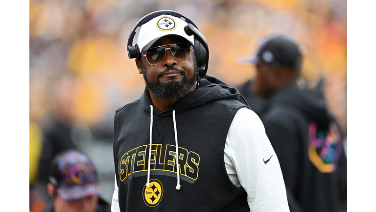 Cleveland Browns v Pittsburgh Steelers