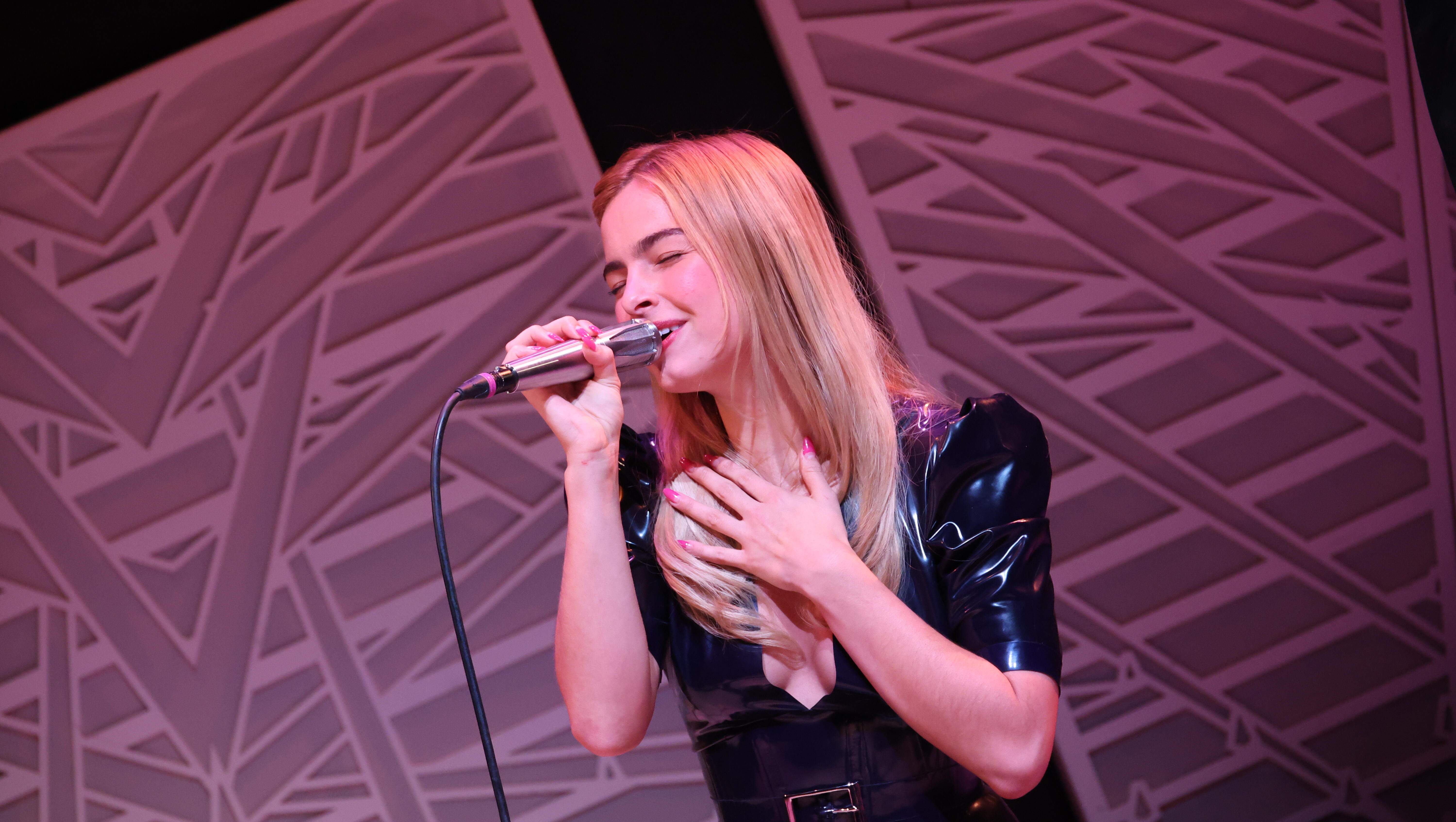 Addison Rae Speaks Out On How She Deals With Public Opinion 