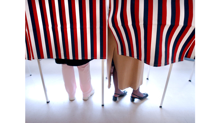 New Hampshire Braves Cold To Choose A Democratic Presidential Candidate