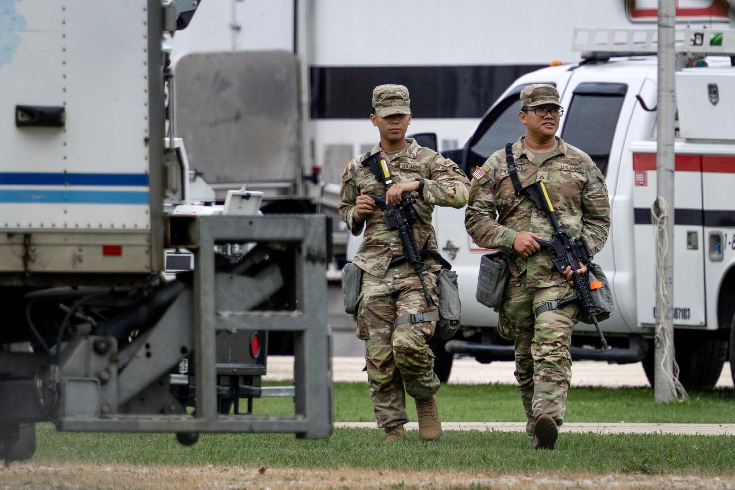 National Guard Arrives At Army Reserve Training Center South Of Chicago