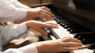 Piano Teacher Allegedly Flees US After Conviction For Sexually Abusing Teen