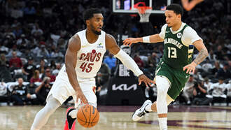 Cavs "BUCK" Milwaukee 118-113 In The Home Opener