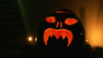 Dave & Jenn - Annual Seay Pumpkin Carving Contest