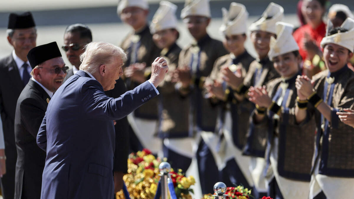Trump’s Asian Dance Moves, Trade deals & Shutdown Showdown – Top 3