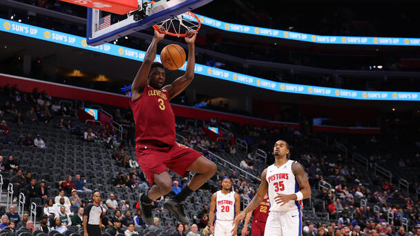 Cavs Crush Pistons Behind Dominant Defensive Effort