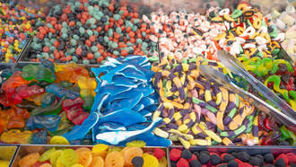 Lifestyle - Popular Candy Retailer Declares Bankruptcy Days Before Halloween