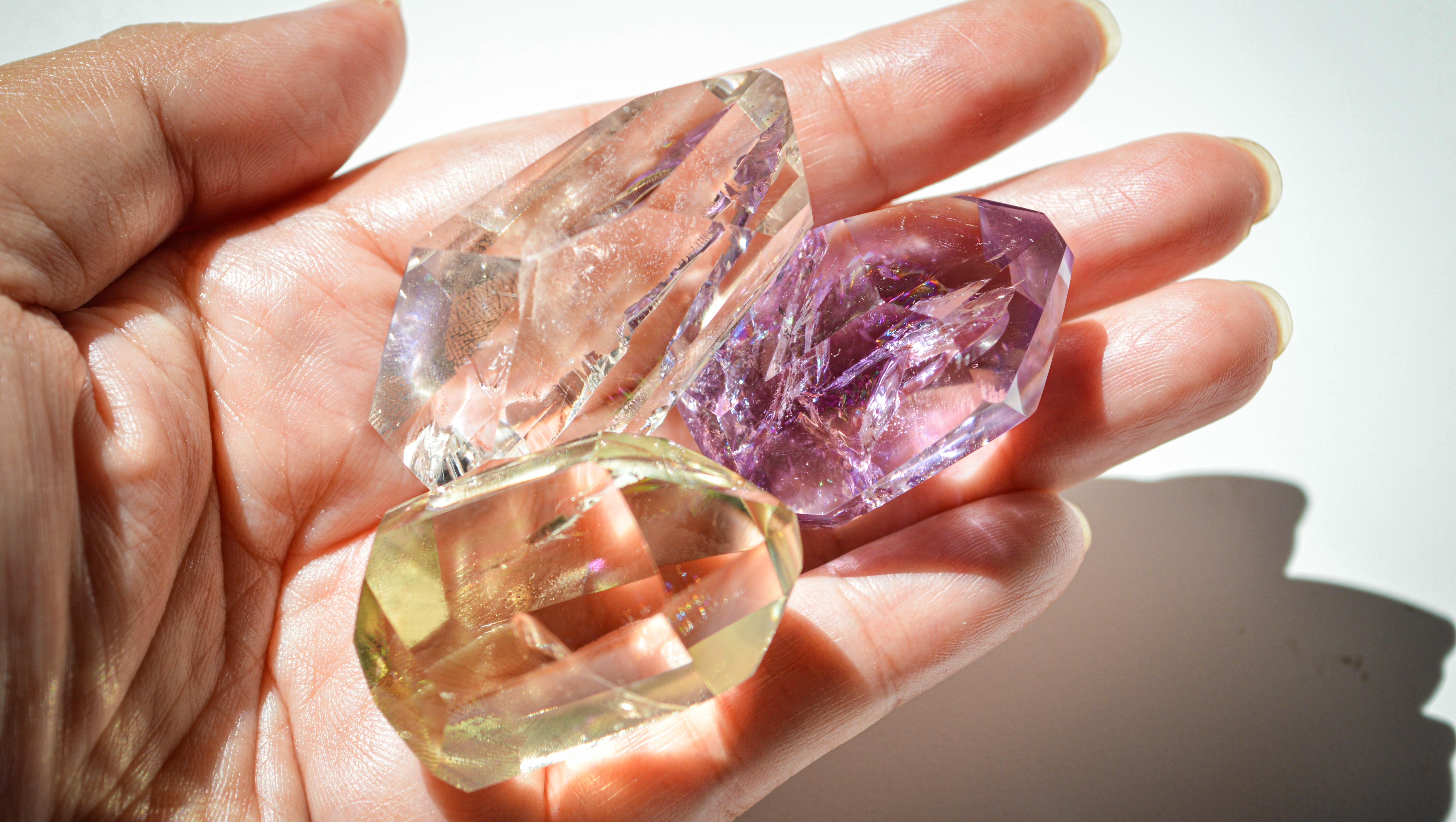 Gemstone Therapy / Open Lines