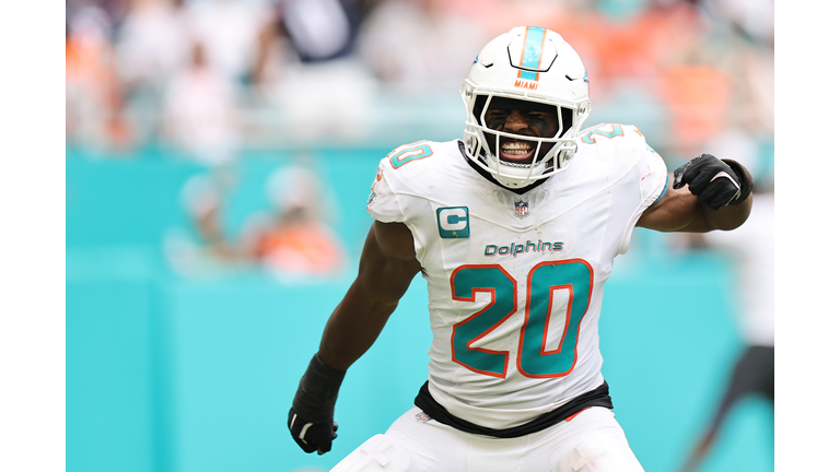 New England Patriots v Miami Dolphins