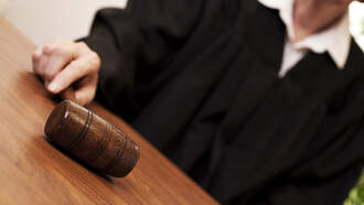 National News - Judge Resigns After She Was Caught Outside Courthouse With Her Pants Down