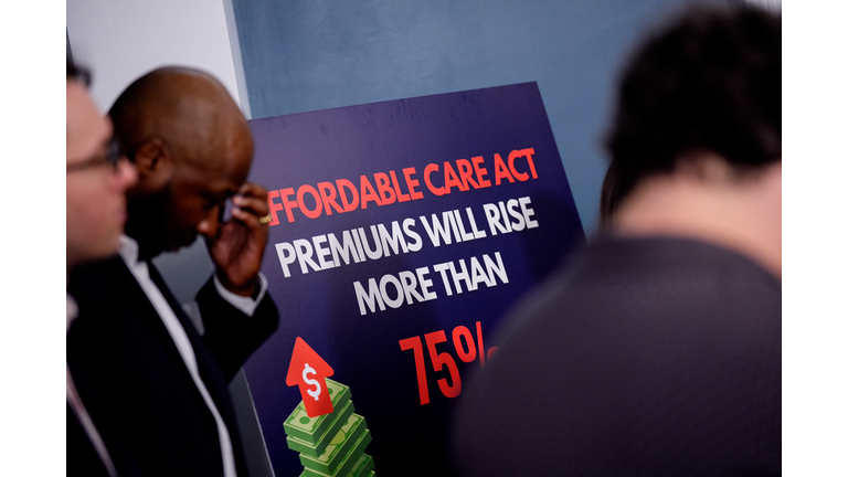Senate Democrats Call On Republicans To Pass Affordable Care Act Tax Breaks