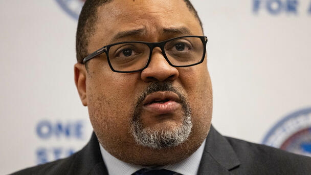 Manhattan DA Alvin Bragg Wins Re-Election