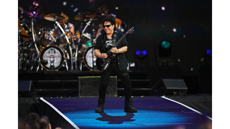 Journey, Def Leppard & Steve Miller Band In Concert