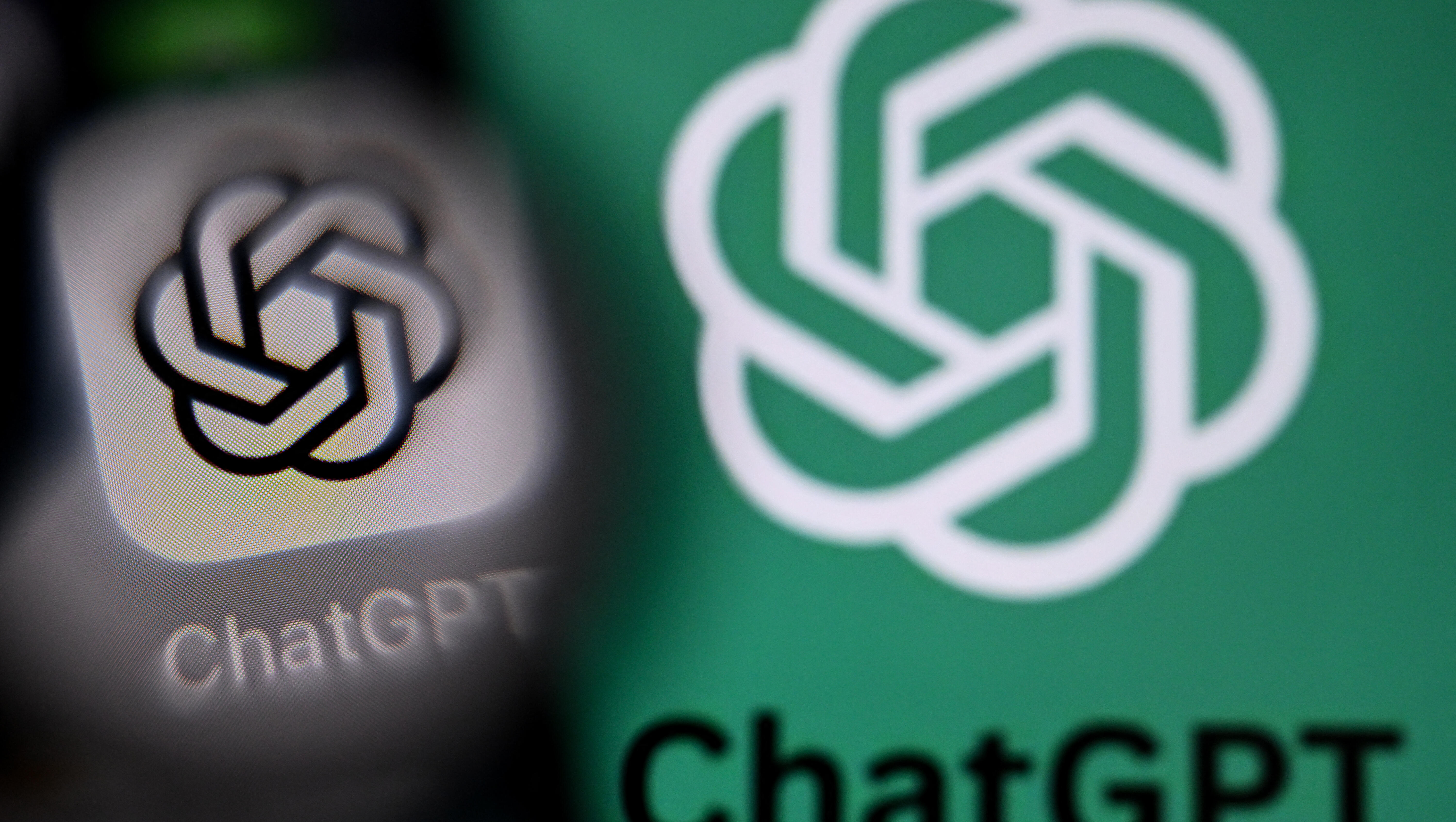 Lawsuits Says ChatGPT Convinced Man He Could Bend Time, Causing Psychosis