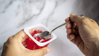 Steve & Gina in the Morning -  Jell-O’s Thanksgiving Kits Are Wild—Would You Try One?